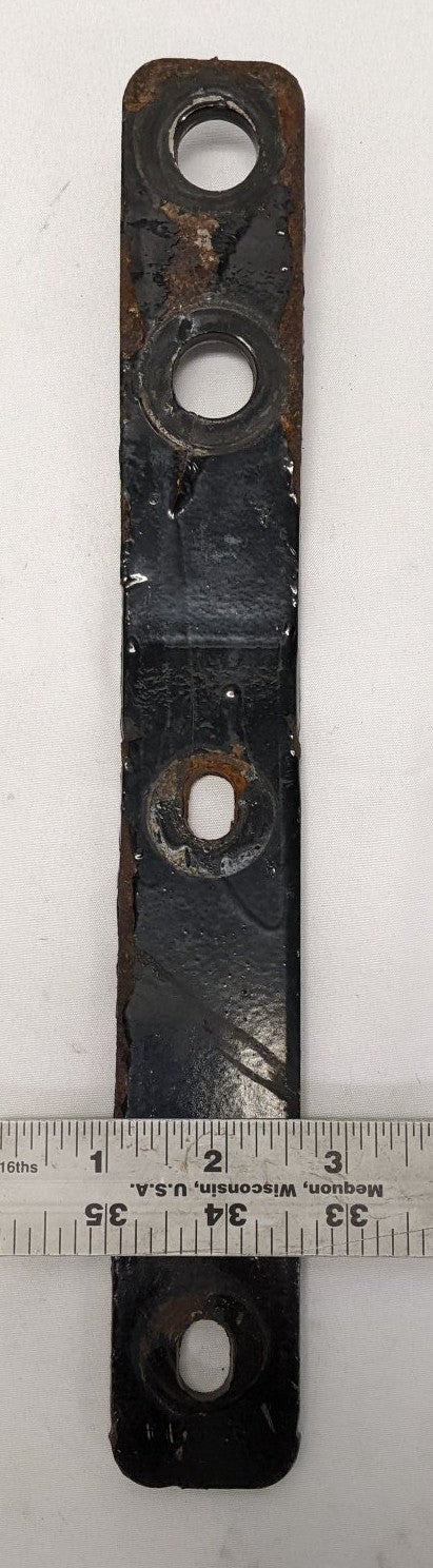 Freightliner 4-Inch Exhaust Support Bracket 04-32821-000