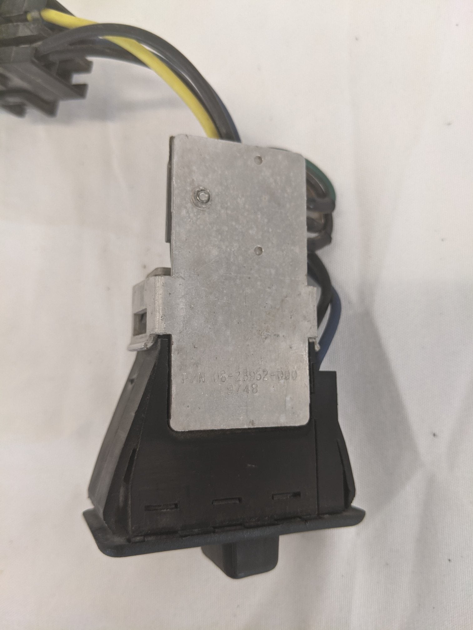 Damaged Freightliner Headlamp Dimmer Paddle Switch - P/N: 06-23952-001