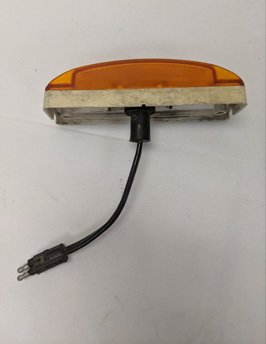 Used Reflectorized Rectangular Incandescent Marker Light - P/N TL 29203Y