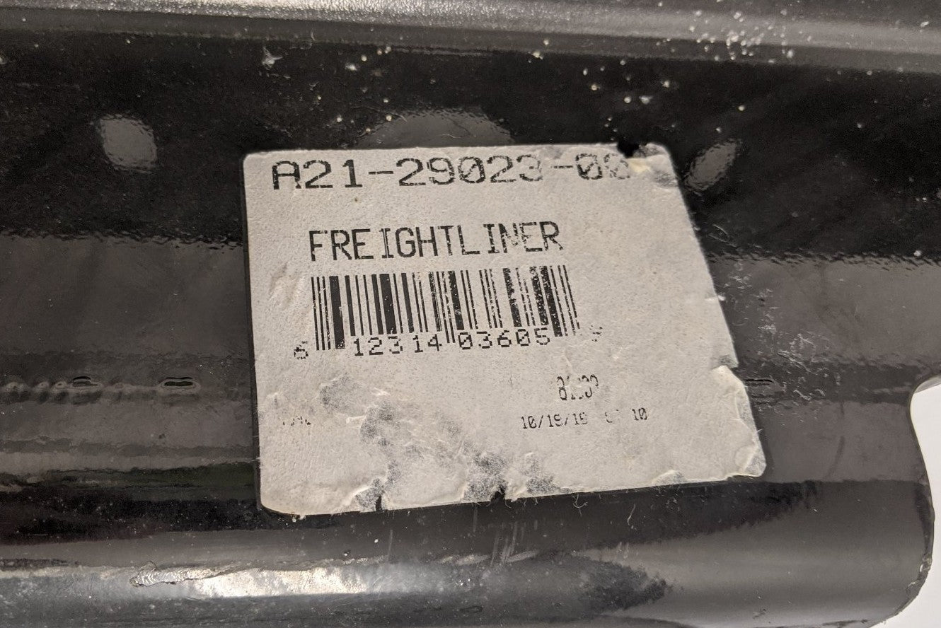 Freightliner 15K Rear Radiator Hitch Bracket - P/N A21-29023-001