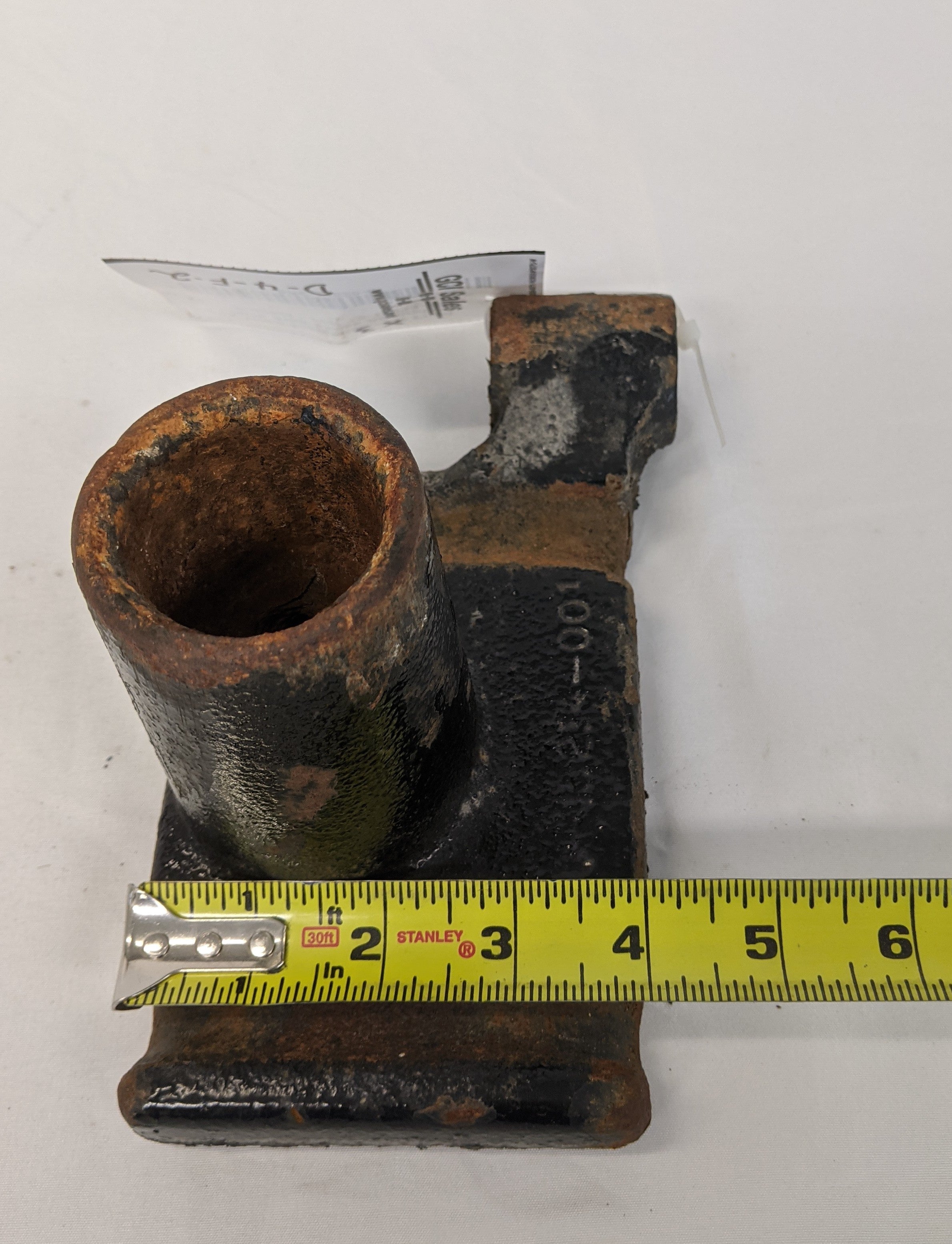 Used Freightliner LH Front Axle Stop Shock Absorption Bracket - P/N 16-15214-001 (10091616436540)