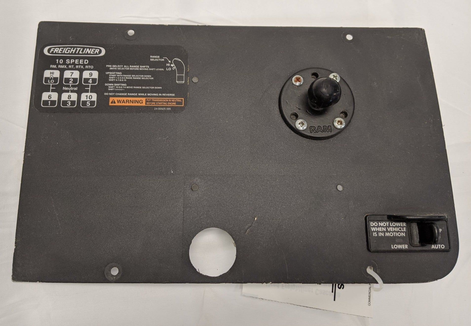 Freightliner Cascadia P3 (22-60660-000) - Auxiliary Instrument Panel