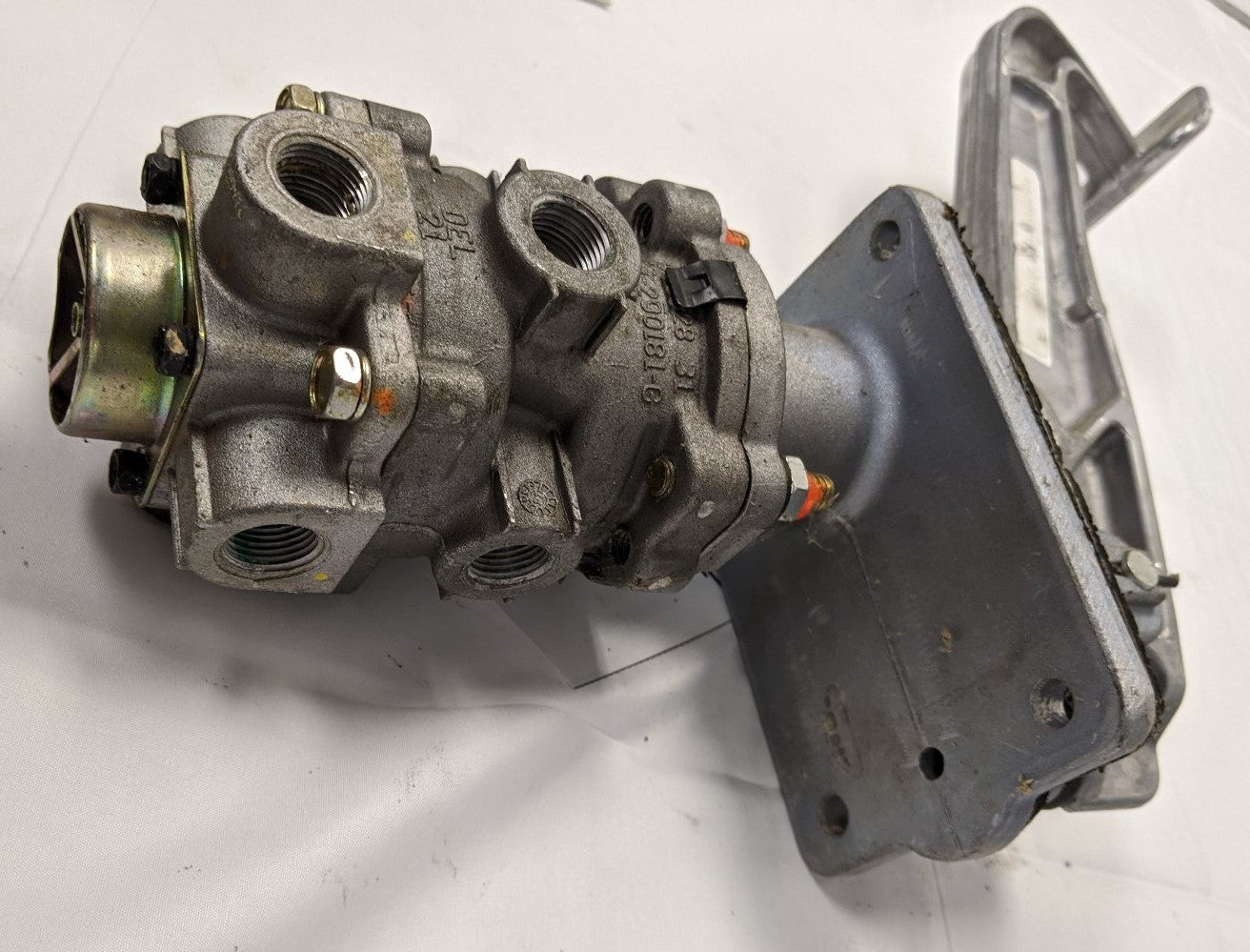 Freightliner Valve Brake Pedal - A12-25703-005 - Used