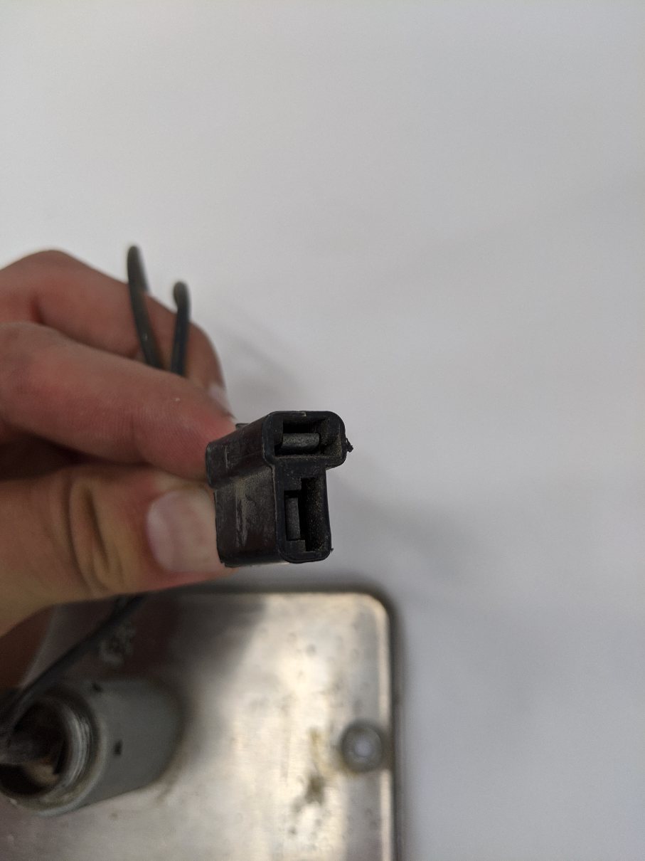 Used Freightliner FLD Classic Cigar, Cigarette Lighter Panel - P/N 22-37912-001 (10106905788732)