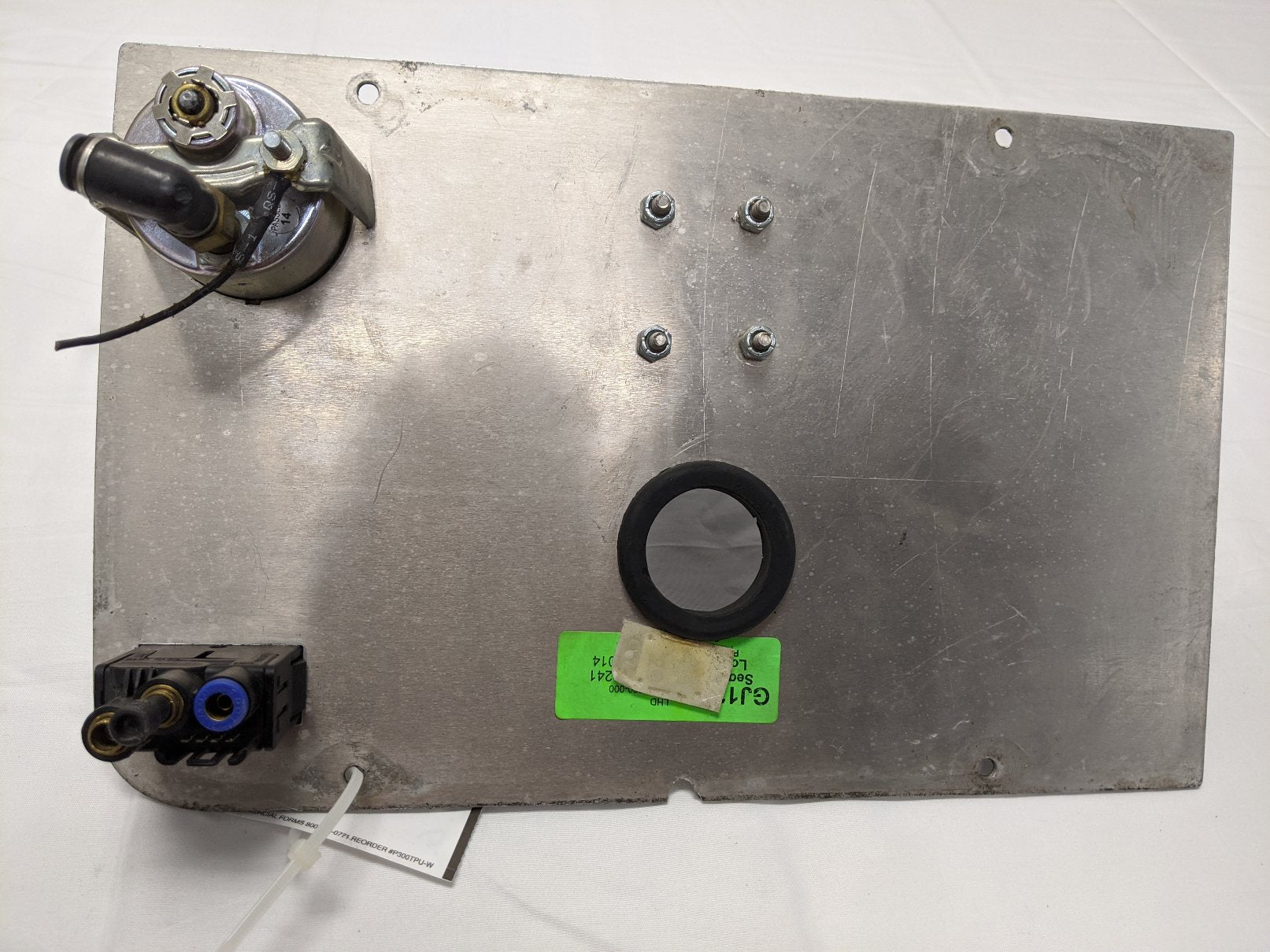 Used Freightliner Cascadia Auxiliary Instrument Panel  - P/N 22-60660-000