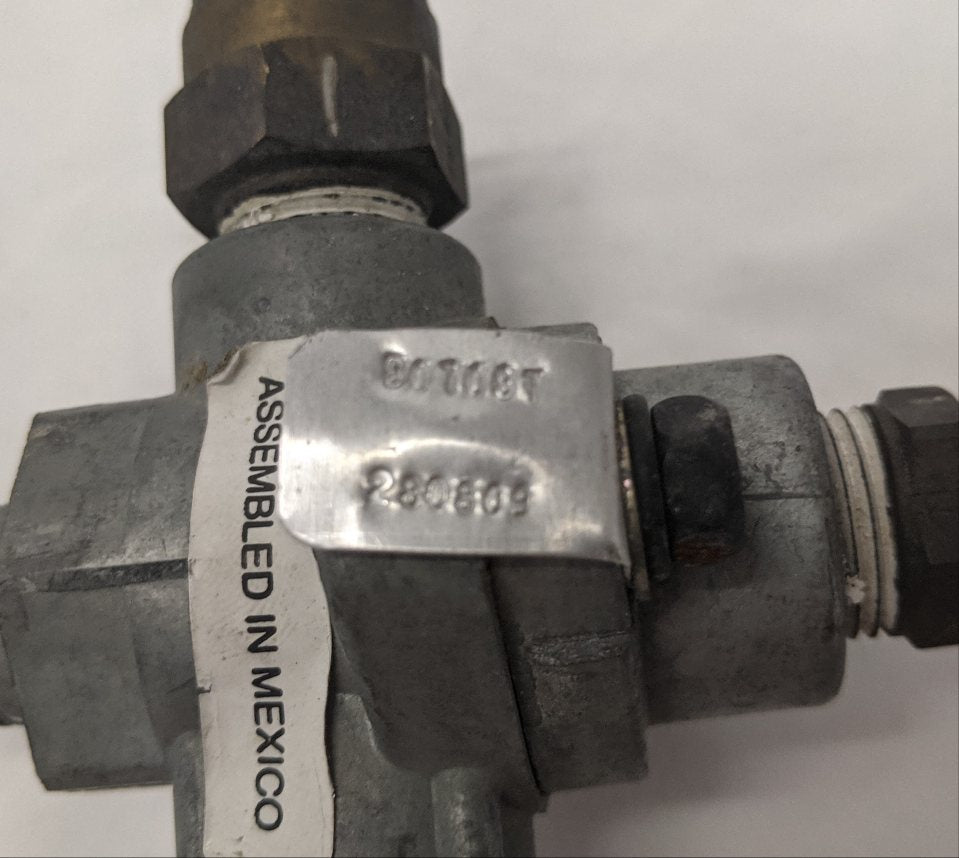 Bendix Double Check Air Valve - P/N  280809