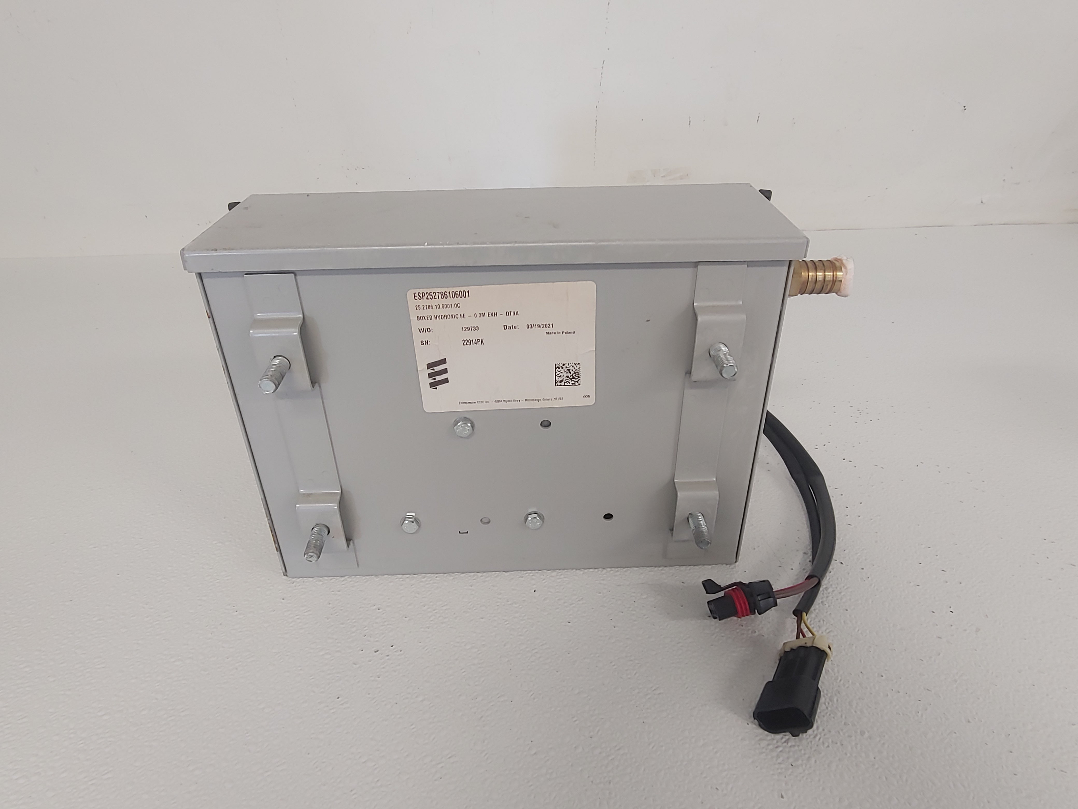 *Missing Parts* Espar Hydronic II D5S Boxed 12V Heater -  P/N ESP 252786106001