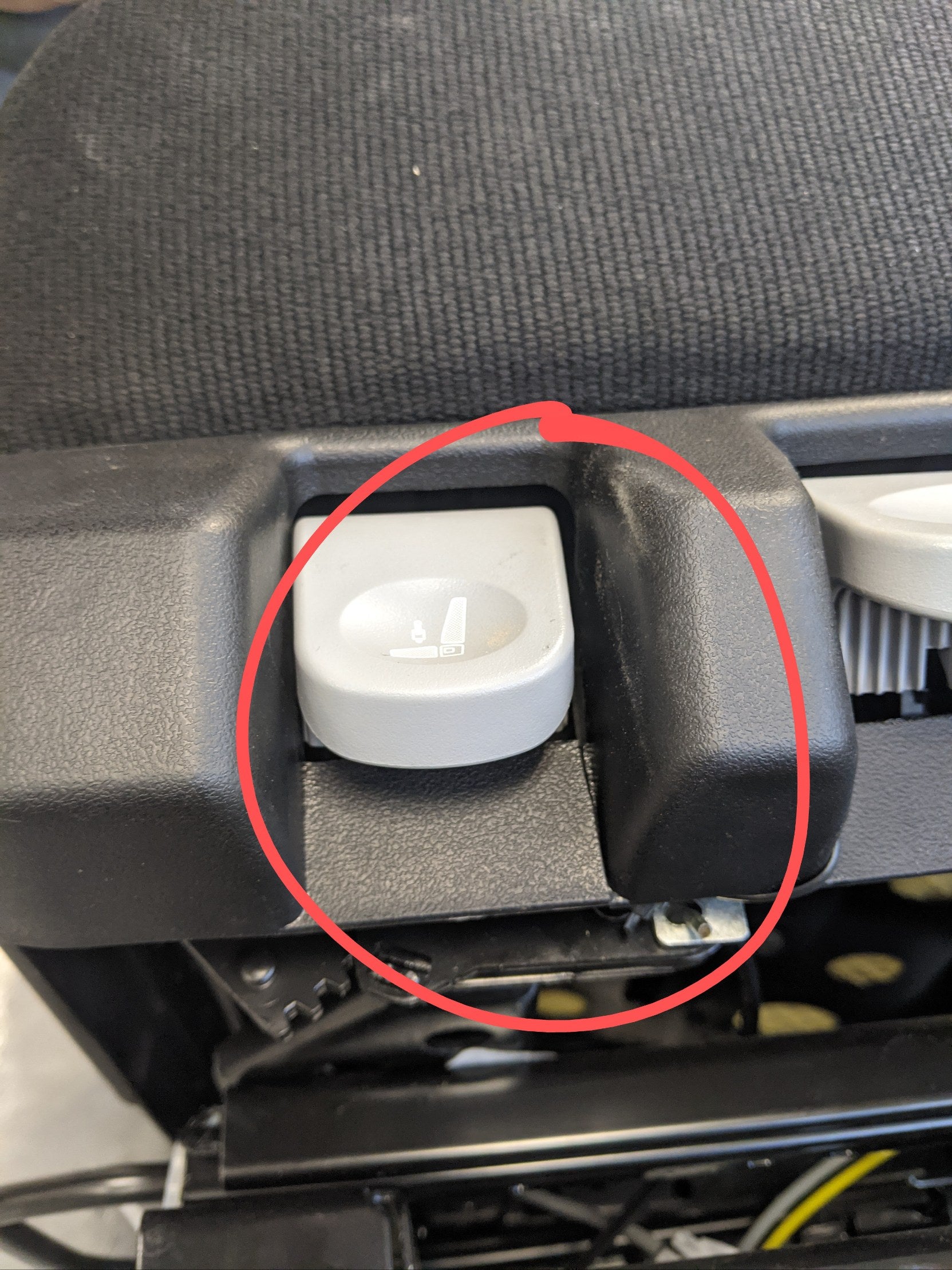 Damaged ISRI  Air Ride 1 Arm 2 Lumbar Black Passenger Seat -P/N ISR 816004 326 (9995468144956)