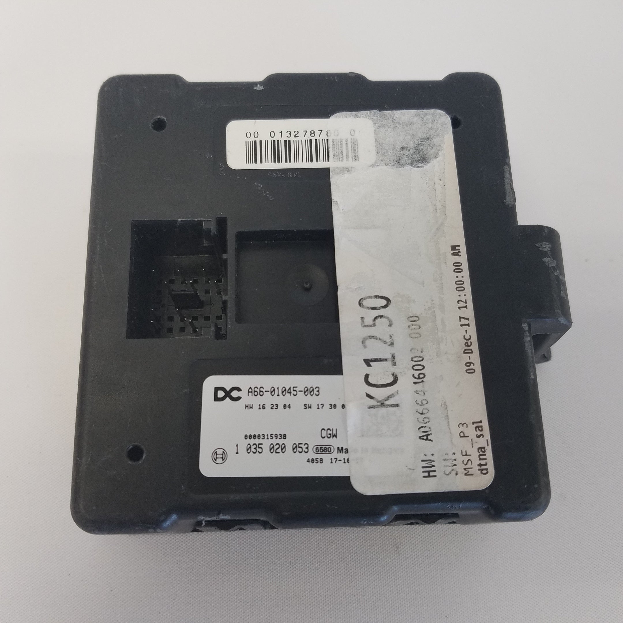 Gateway P3 ECU Control Module Broken Tab A66-01045-002, A66-01045-003 (3977528016982)