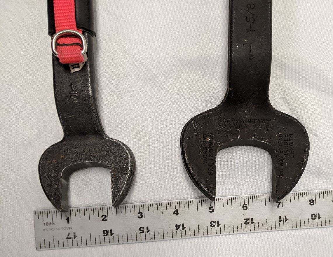 Klein Tools Spud Wrench Set - 1-5/8" 1-1/4" - 3214-H, 3212-H