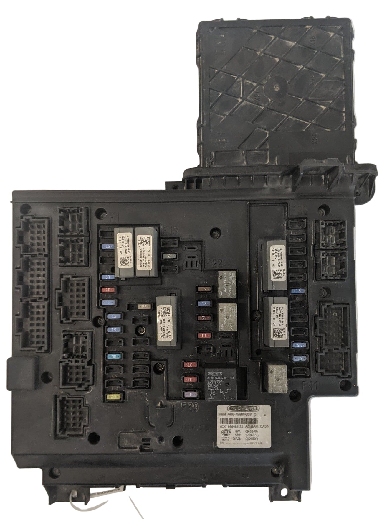 Used Hella Freightliner Cascadia Cabin Control Module - A06-75981-002