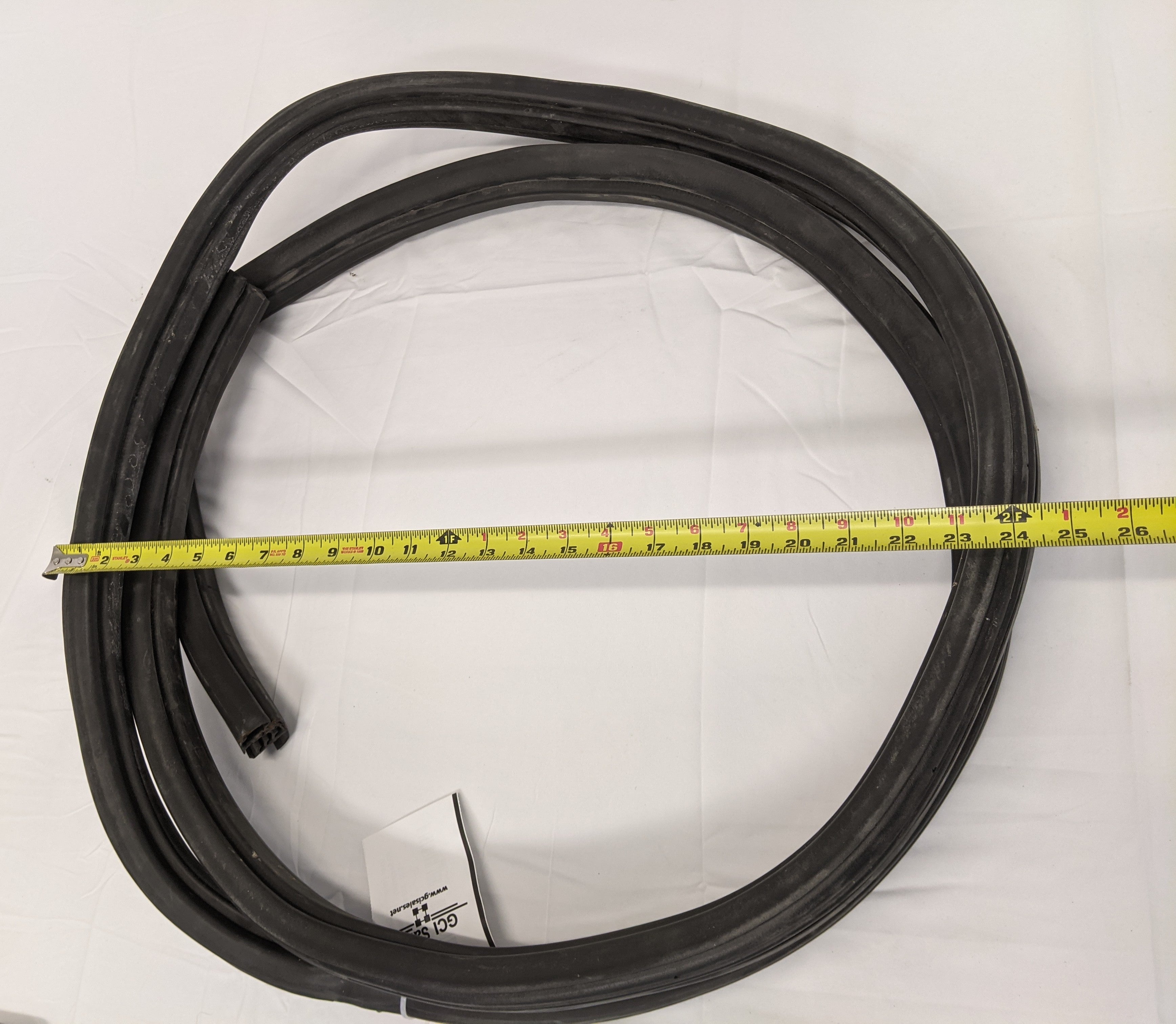 Freightliner Secondary Cab Door Seal - Used - A18-61958-000