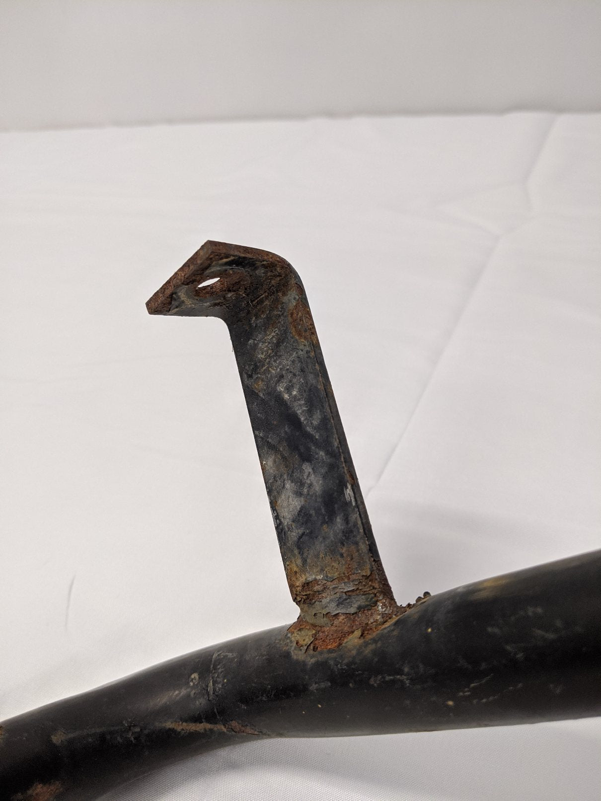 Used Freightliner Radiator Shunt Line Tube w/ Hose - P/N A05-17109-000