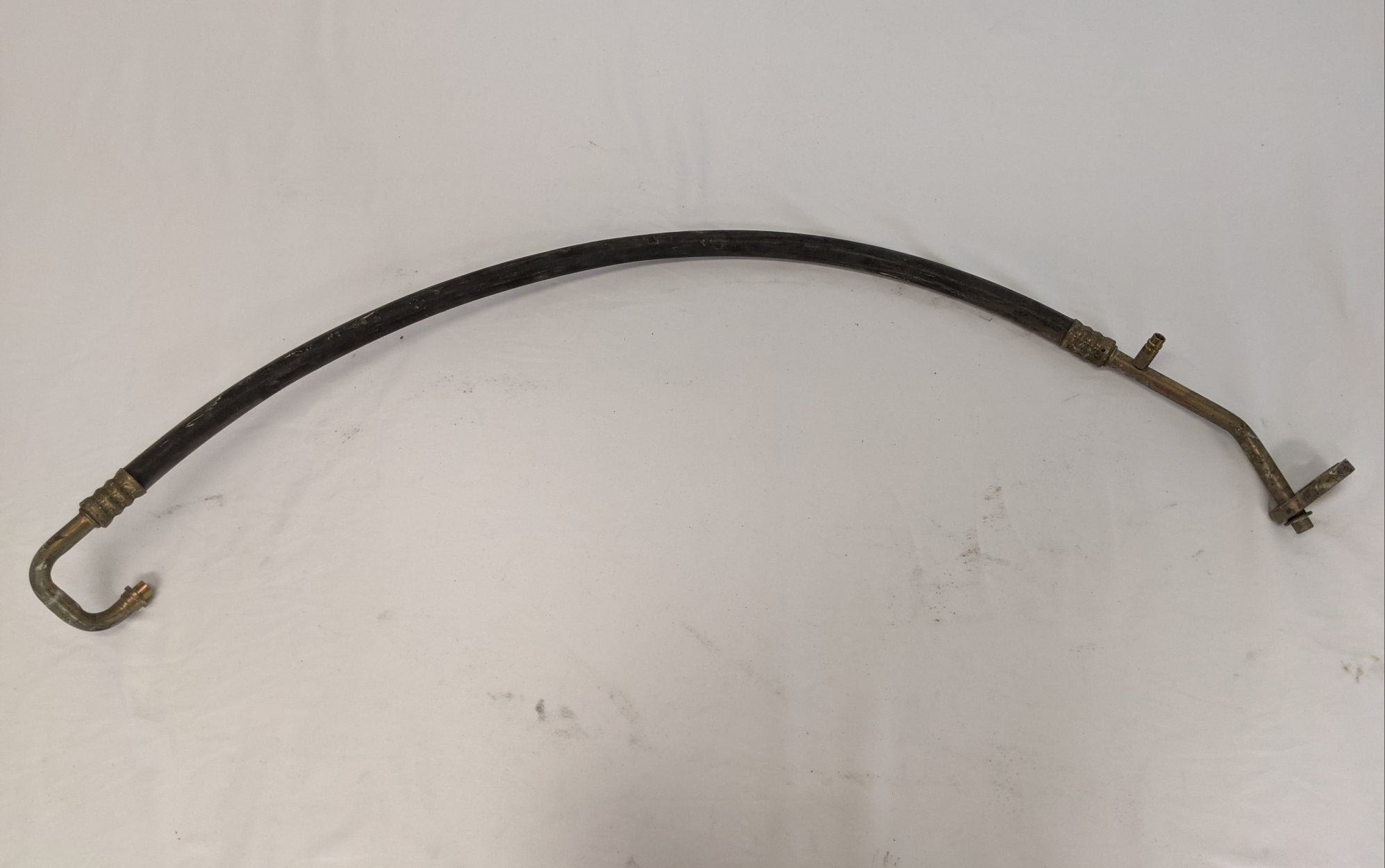 Used Freightliner 37 1/2" A/C Hose Assembly - P/N  A22-52177 (10106674708796)