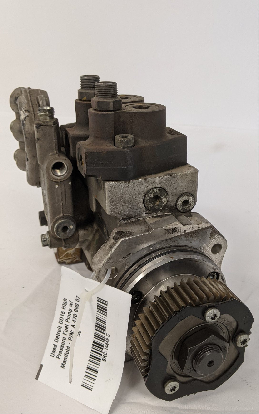 Used Detroit DD15 High Pressure Fuel Pump w/ Manifold - P/N A 470 090 07 50 (10090715349308)