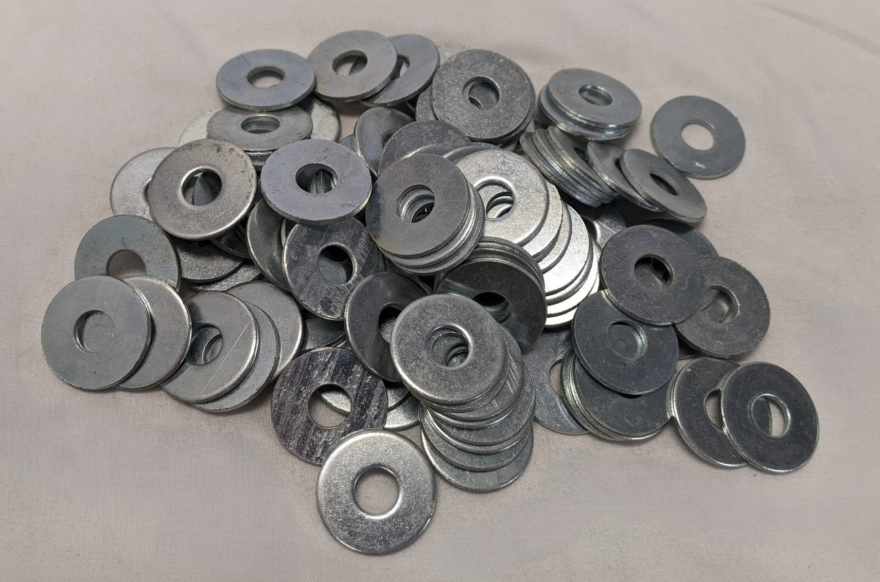 *Lot of 100* New 3/8" x 1-1/8" x  1/16" Zinc Plated Steel Washers