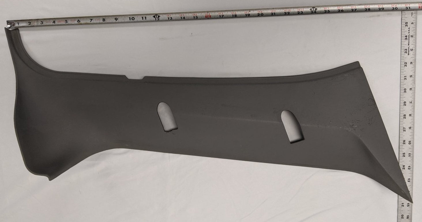 Used Freightliner RH Upper A-Pillar Cover Trim - P/N 18-31405-000