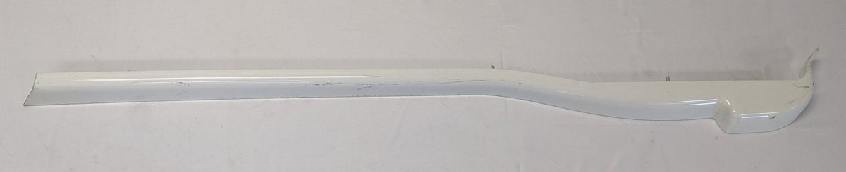 Freightliner Cascadia P3 Day Cab RH Rocker Panel A18-60674-003 Used