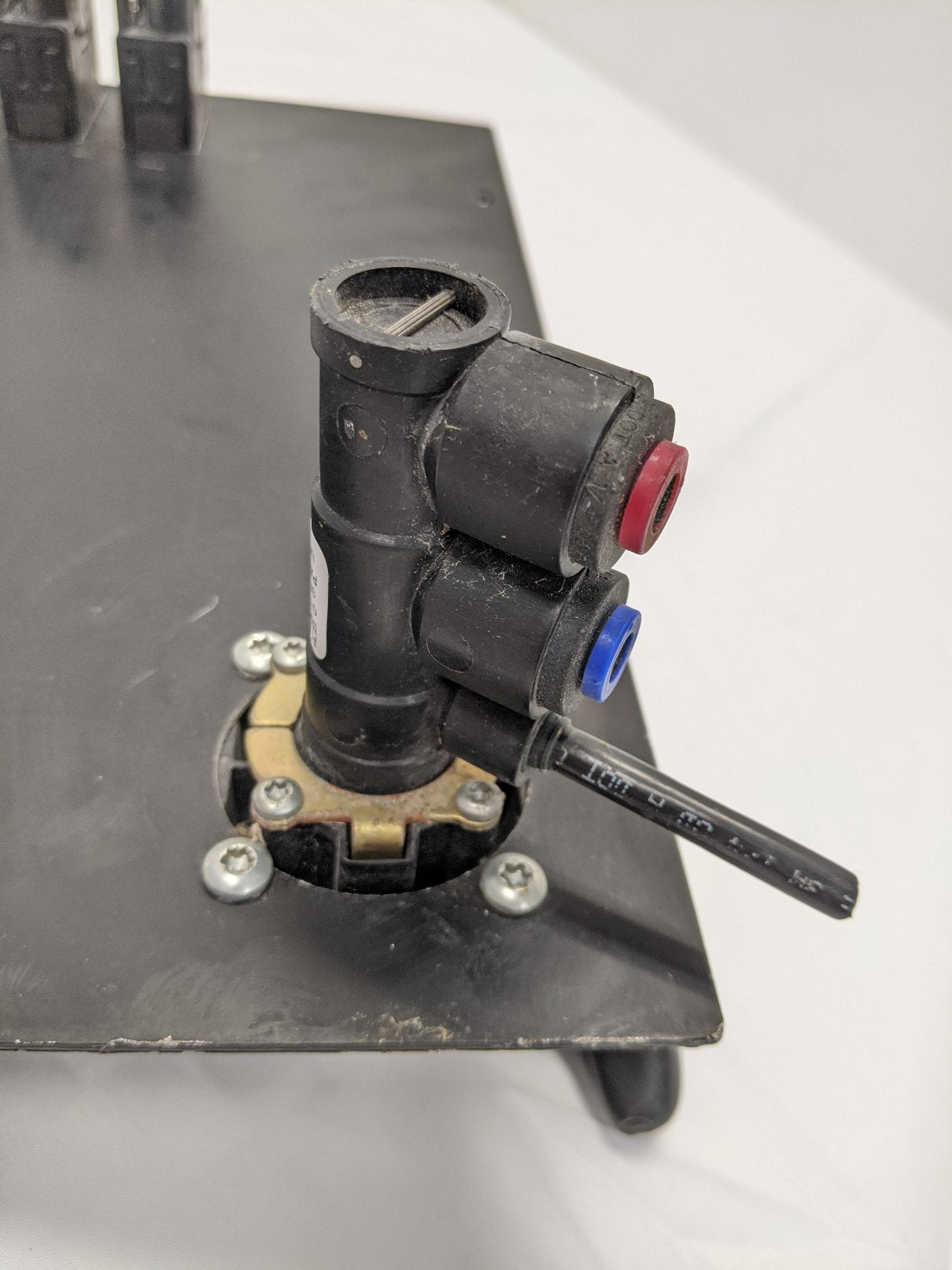 Used Freightliner Cascadia Auxiliary Instrument Panel  -  P/N  22-60660-000