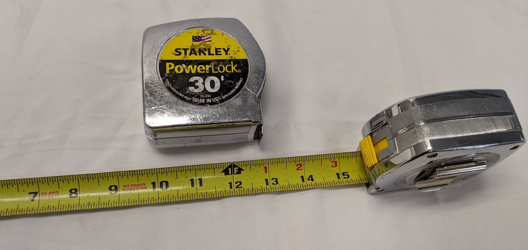 Stanley PowerLock Tape Measure 30 FT Lot of 2 - 1" Blade Belt Clip 33-403
