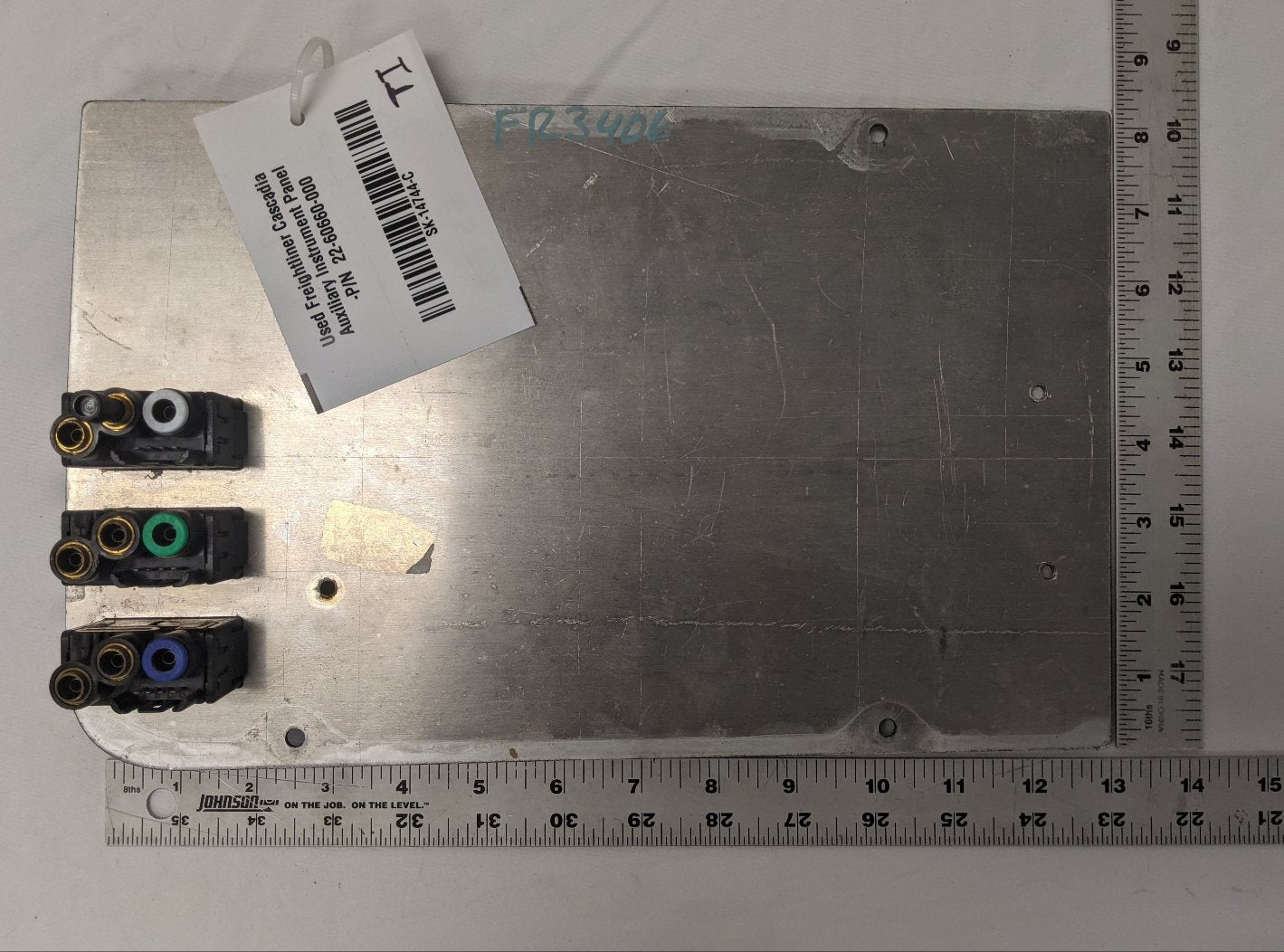 Used Freightliner Cascadia Auxiliary Instrument Panel -P/N  22-60660-000