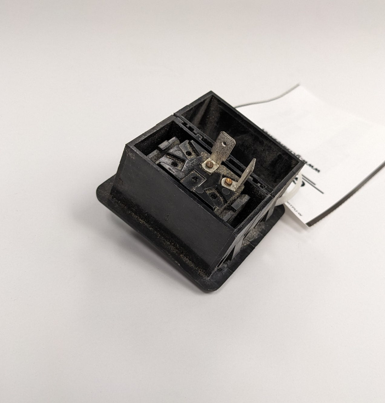 Used Freightliner Blank Rocker Switch w/ Bezel - P/N 06-20126-000 (10171399668028)