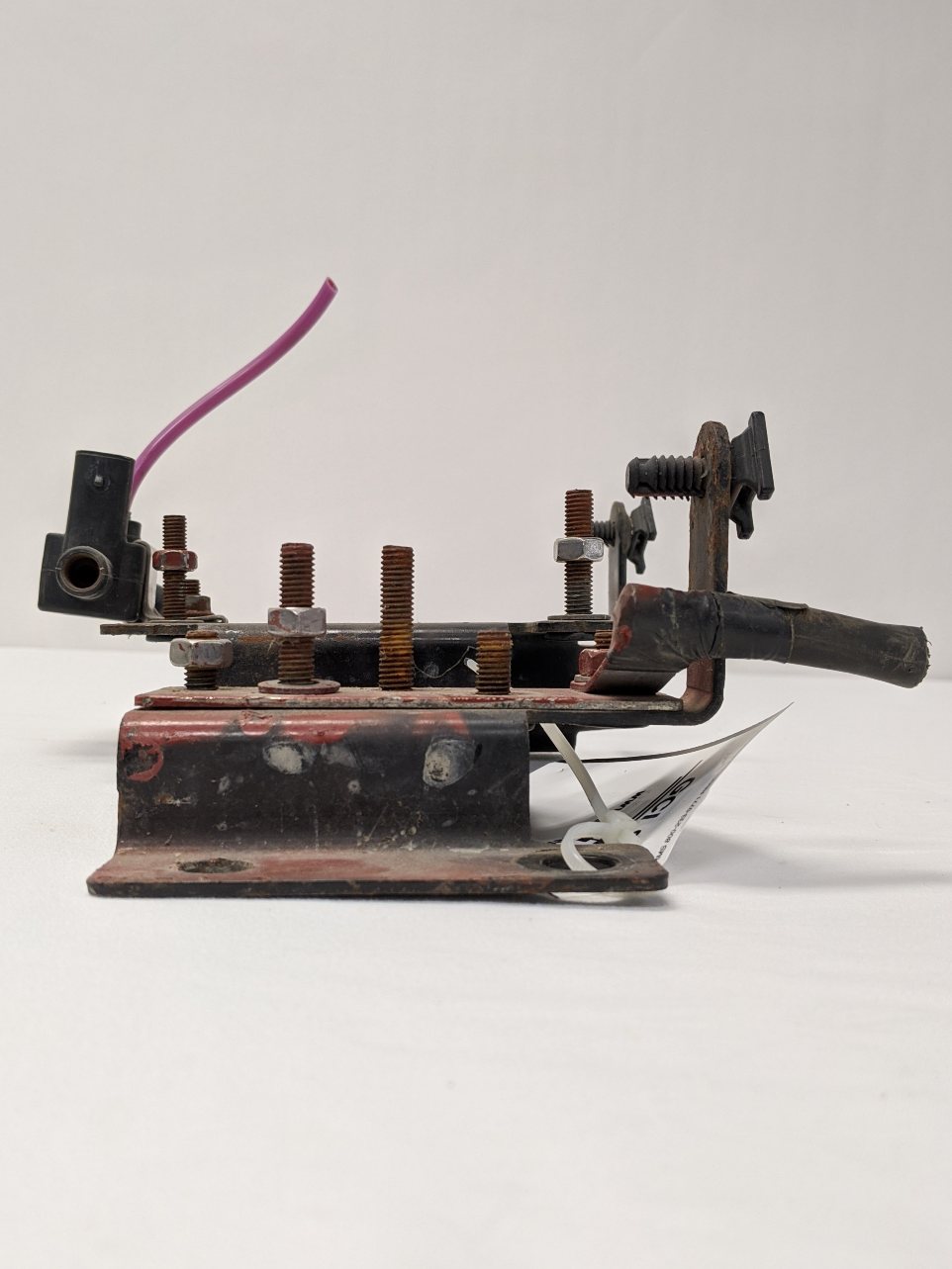 Used Freightliner Powernet Distribution Bracket w/ Solenoid - P/N A06-76095-000