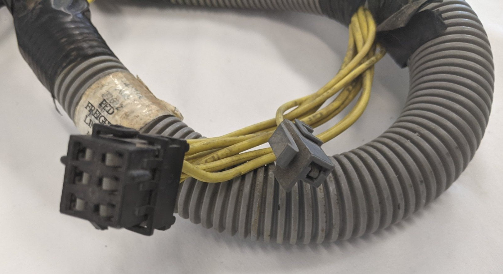 Wabco ABS ECU with Wiring Harness (WAB 446 004 401 0) - Used