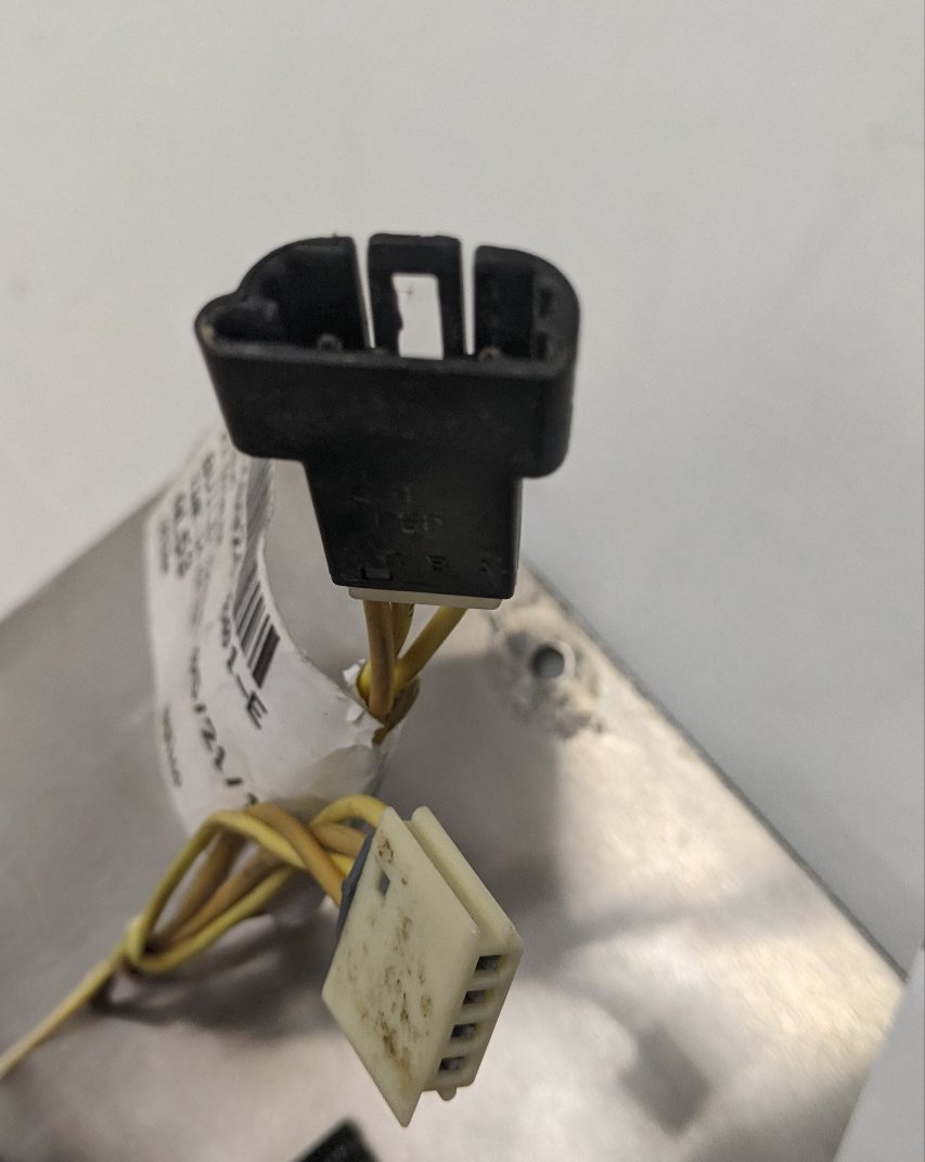 Used Freightliner Cascadia P3 Auxiliary Instrument Panel - P/N  22-60660-000