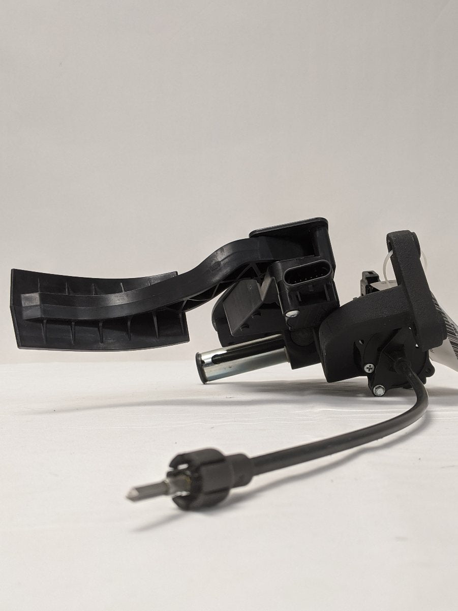 Freightliner Adjustable Accelerator Pedal Assembly - P/N  A01-34001-000
