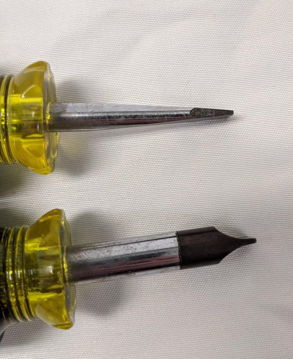 *Lot of 4* Used Klein Tools 1 1/2" Stubby 600-1 Flathead Screwdriver