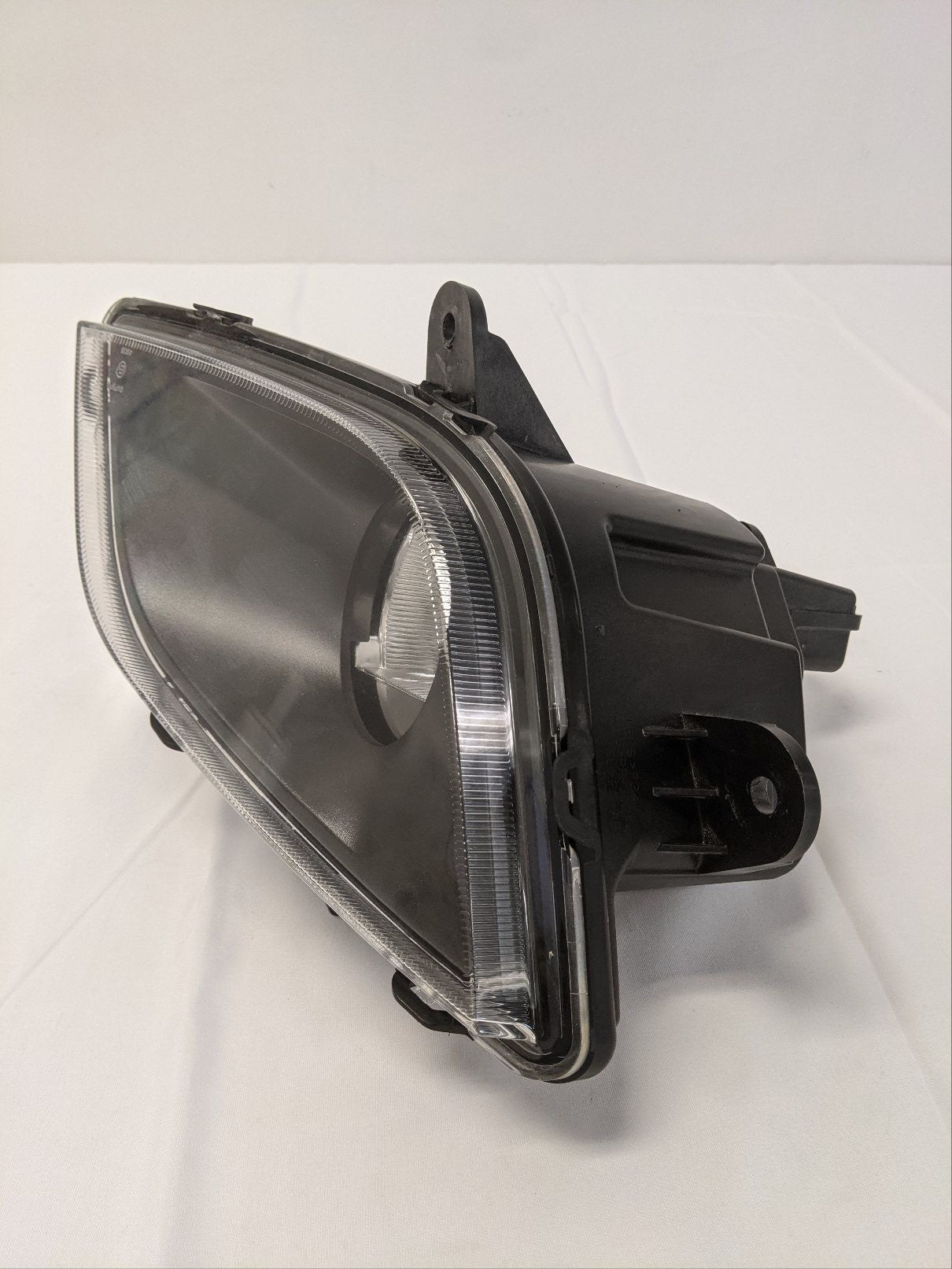 Used Freightliner Cascadia P4 RH LED Fog Light - P/N A66-03653-005