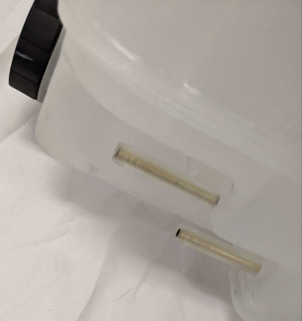Freightliner M2 & W. Star 4700 Coolant Surge Tank | A05-28531-002