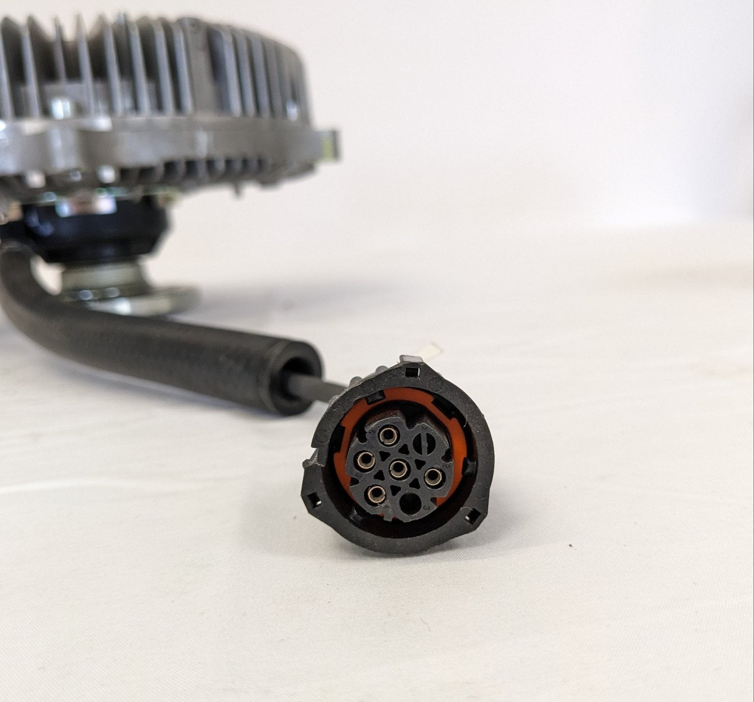 Damaged Kysor Thermostatically Controlled Fan Clutch Assy - P/N  KYS010034537 (8908408947004)