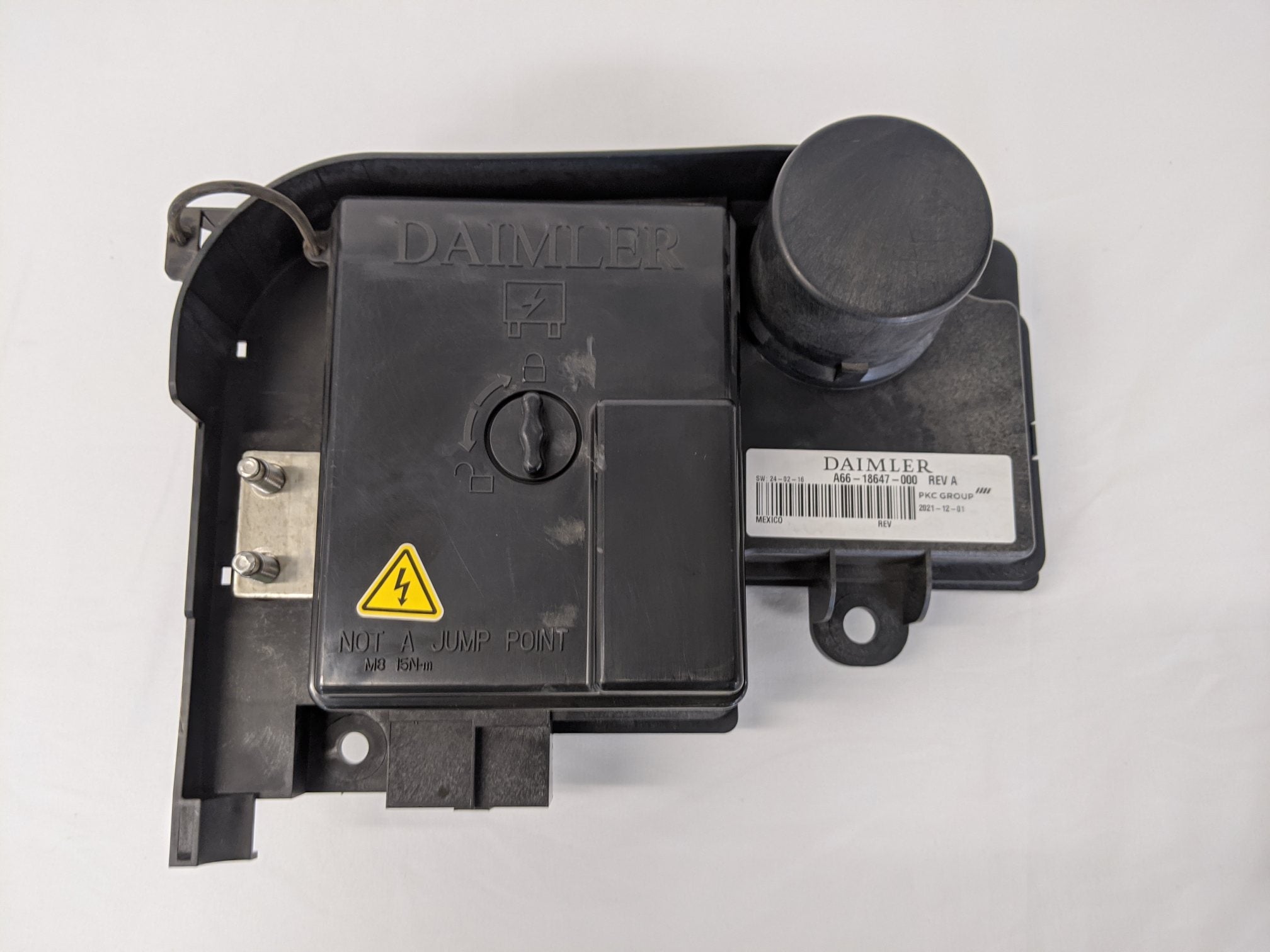 New Freightliner Daimler Battery Cable Access Power Module - P/N A66-18647-000 (10169473761596)