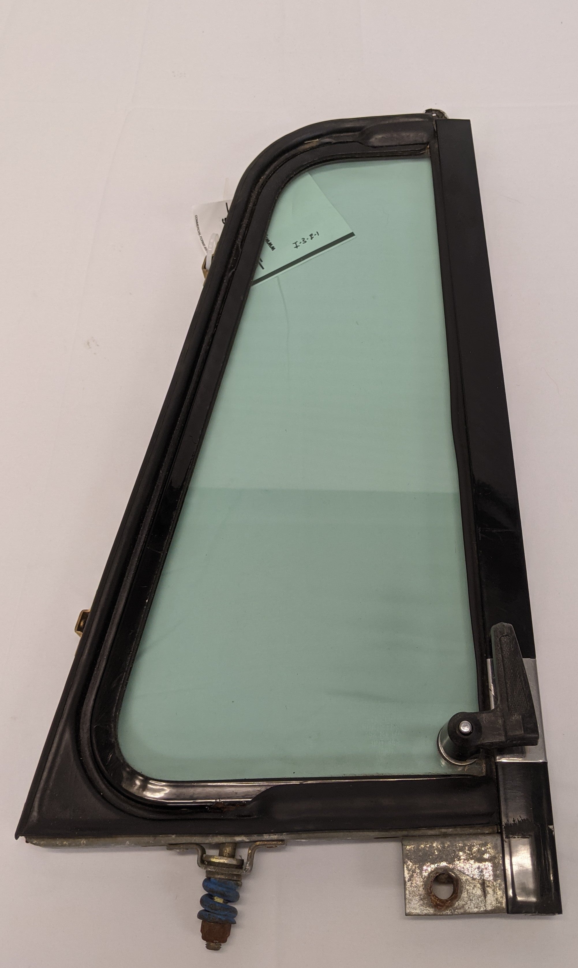 Used Freightliner FLD Classic RH Tinted Vent Window - P/N A18-17428-007 (10090898784572)