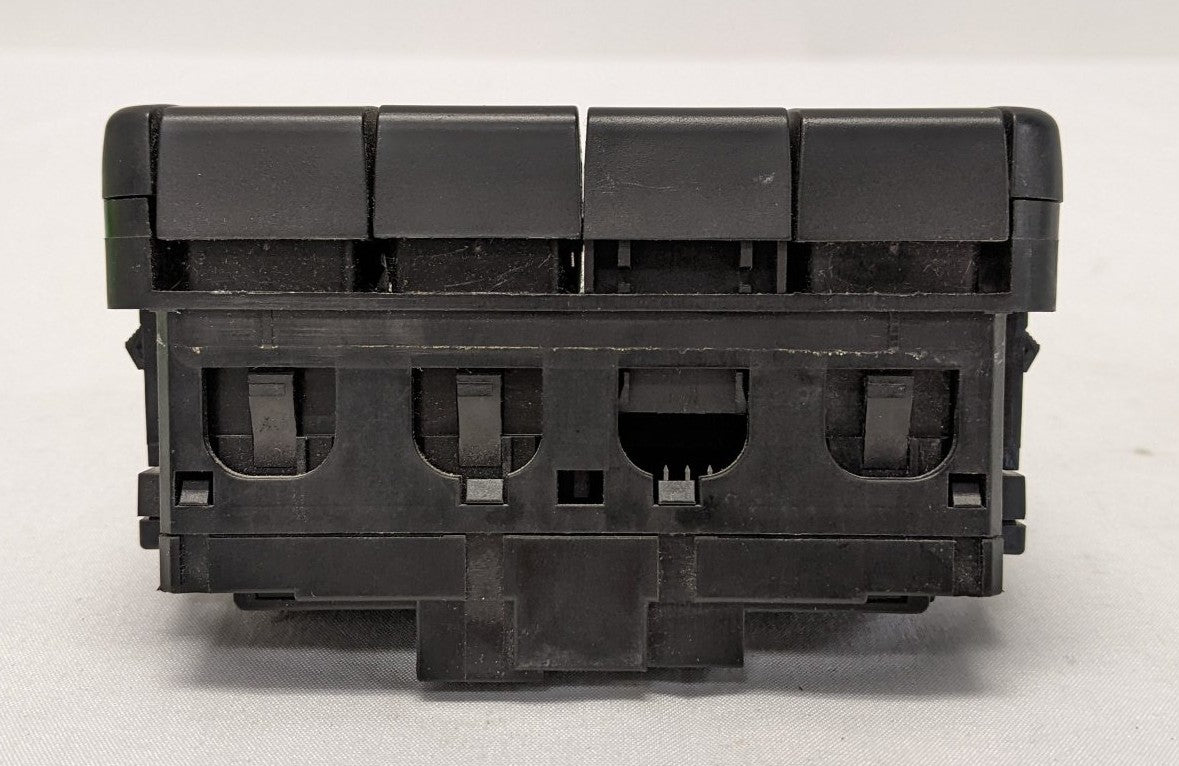 Used Freightliner Cascadia P3 Secondary Rocker Switch Panel - P/N A06-60973-000