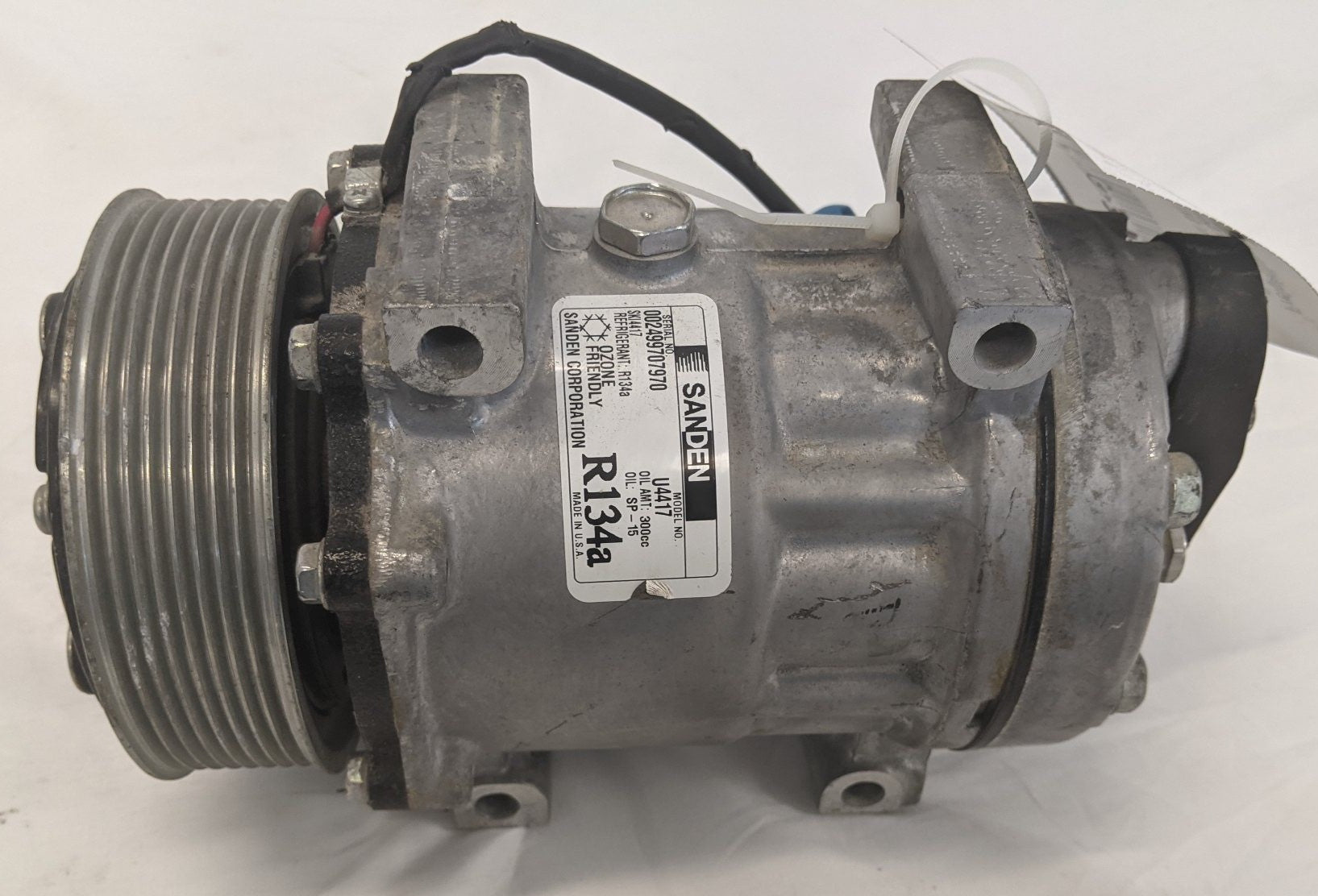 Freightliner Air Conditioning Refrigerant Compressor - P/N SKI 4417