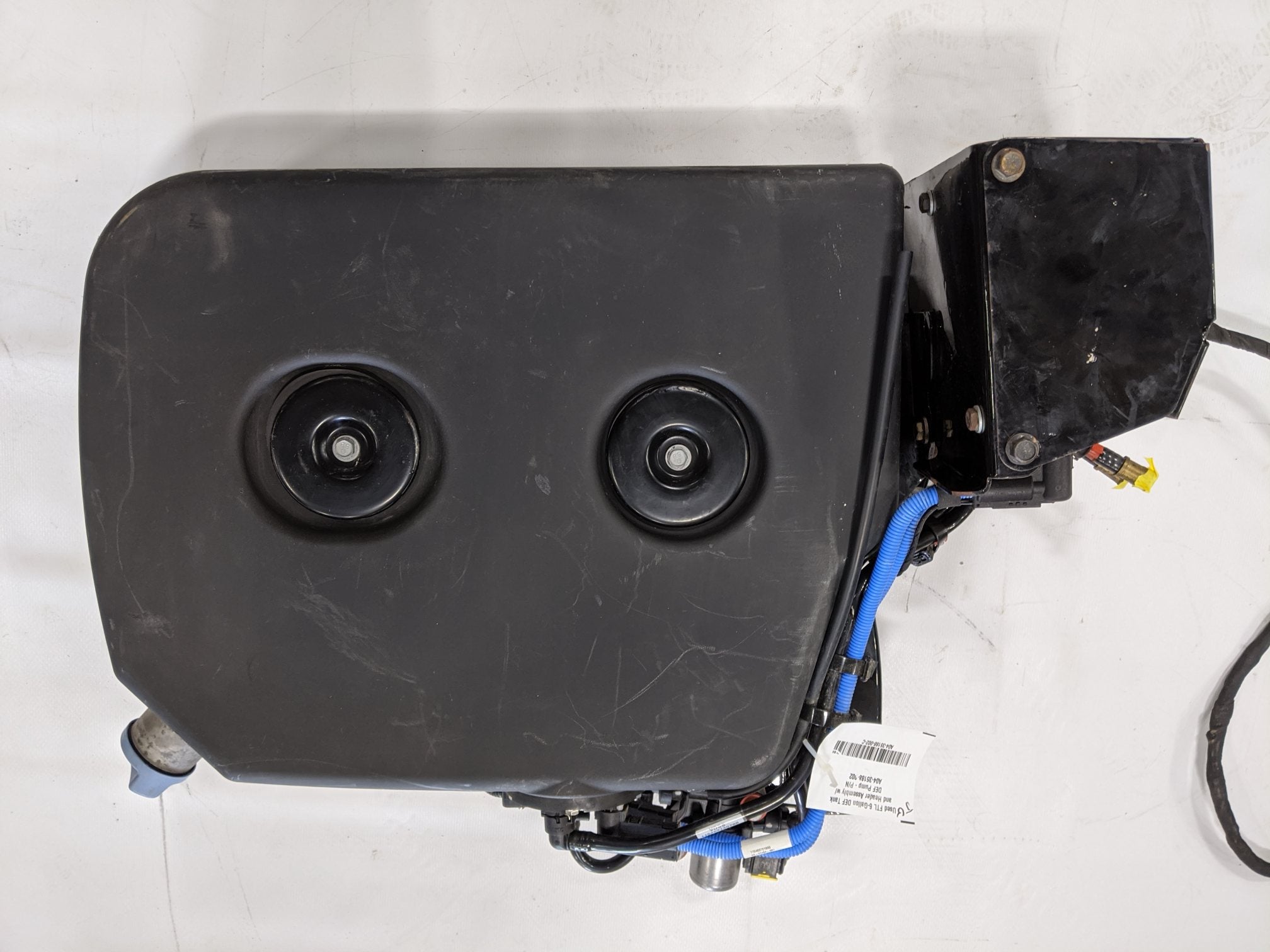 Used FTL 6-Gallon DEF Tank and Header Assembly w/ DEF Pump - P/N A04-35188-002 (10114262270268)