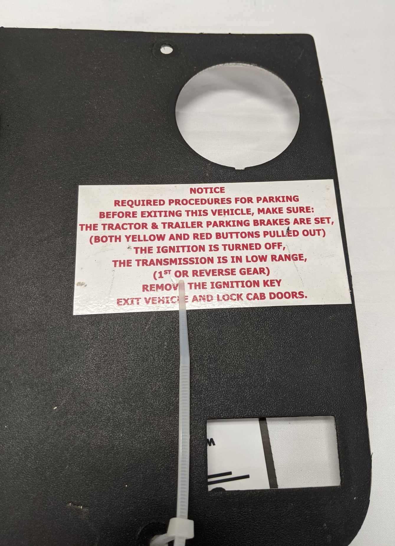 Used Freightliner Cascadia Auxiliary Instrument Panel- P/N 22-60660-000