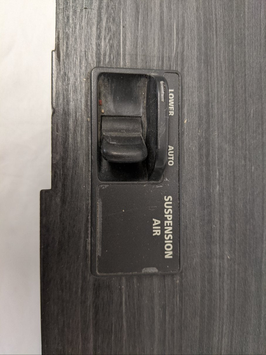 Used Freightliner Columbia Auxiliary Instrument Dash Panel  - P/N  22-45867-010