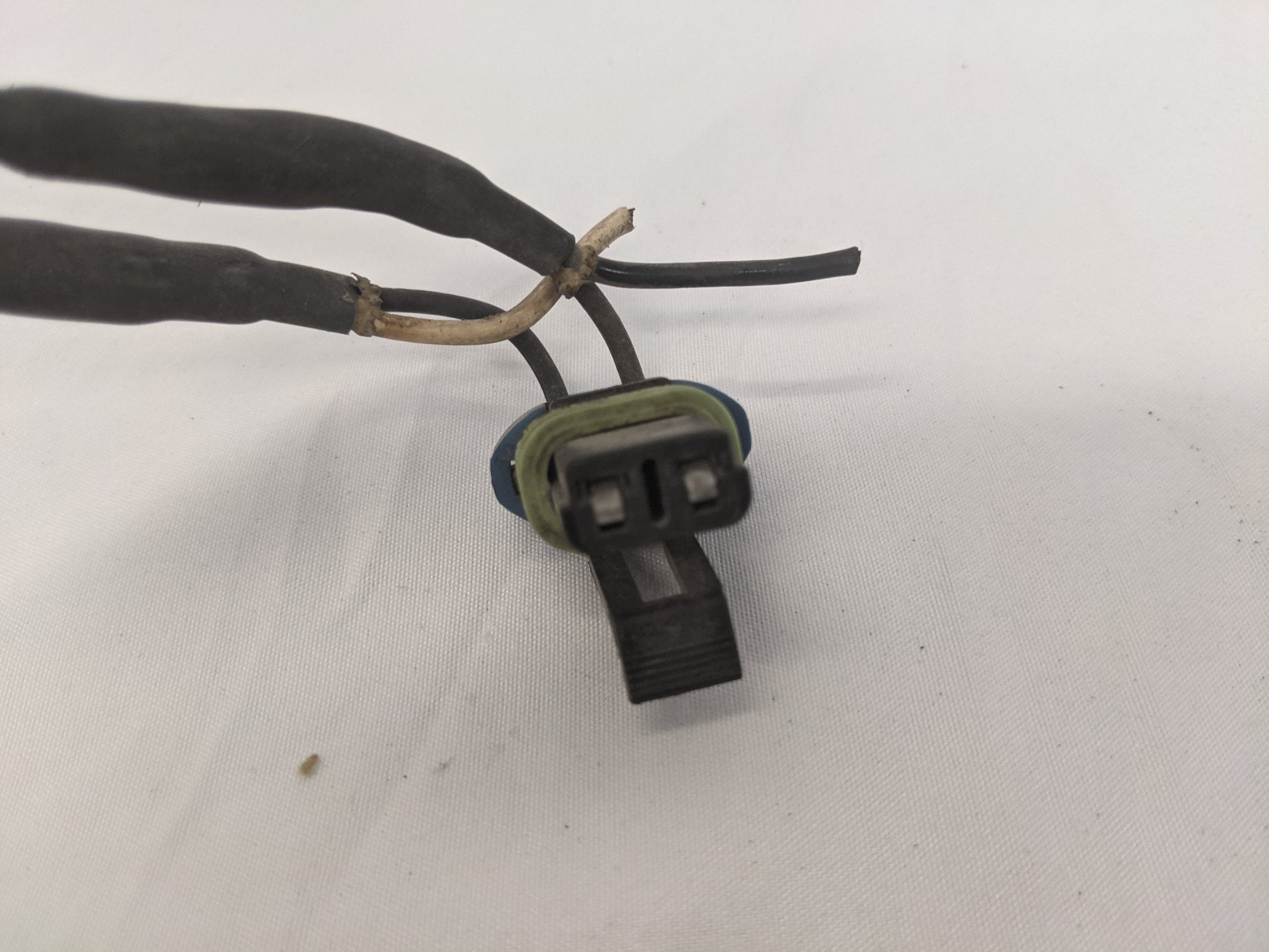 *Lot of 2* Used Freightliner Grote Marker Light - P/N GRO 45663