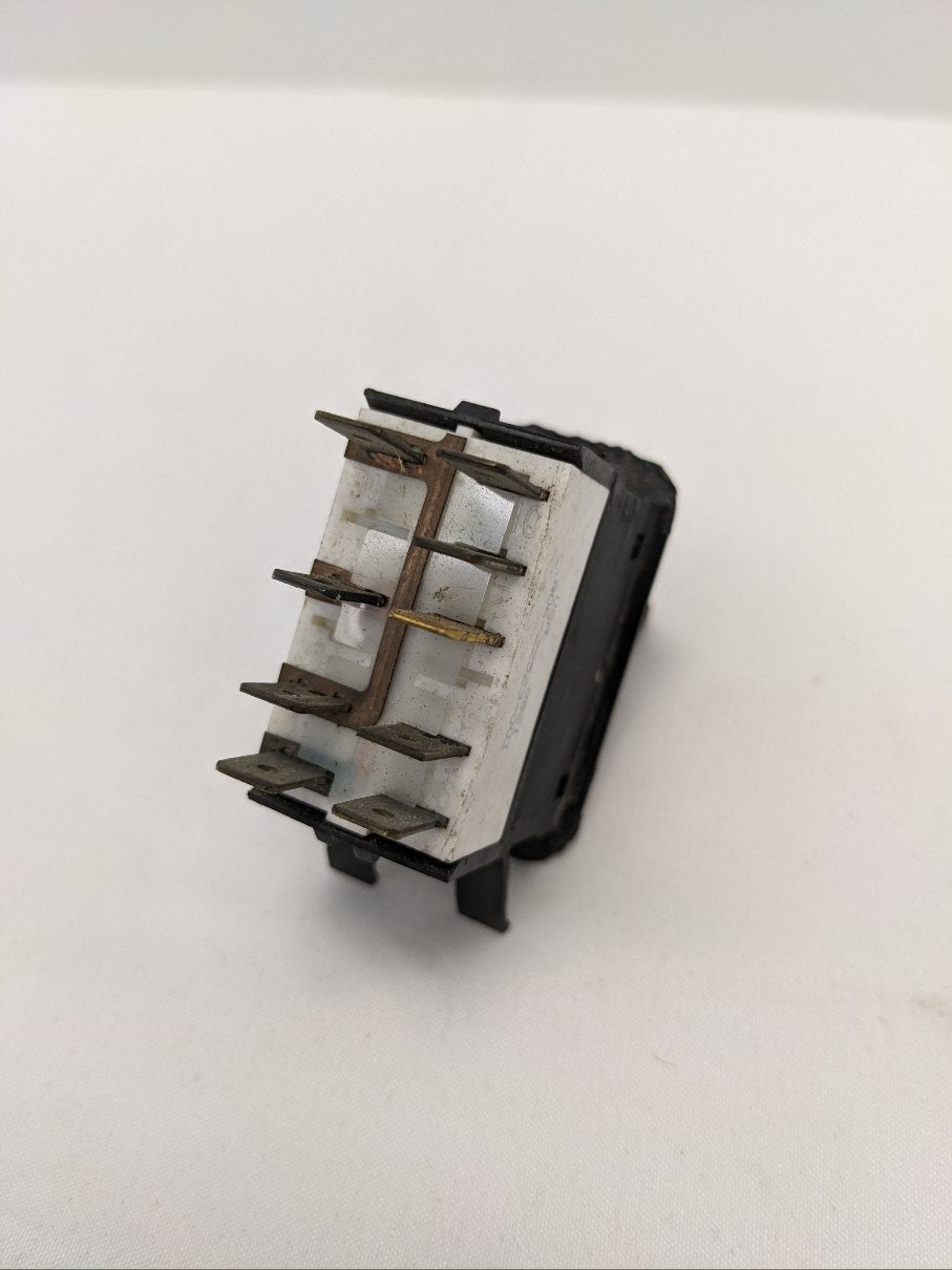 Damaged FTL 9 Pin Off/Lo/Hi Engine Brake Paddle Switch - P/N A06-22523-001 (10119429620028)