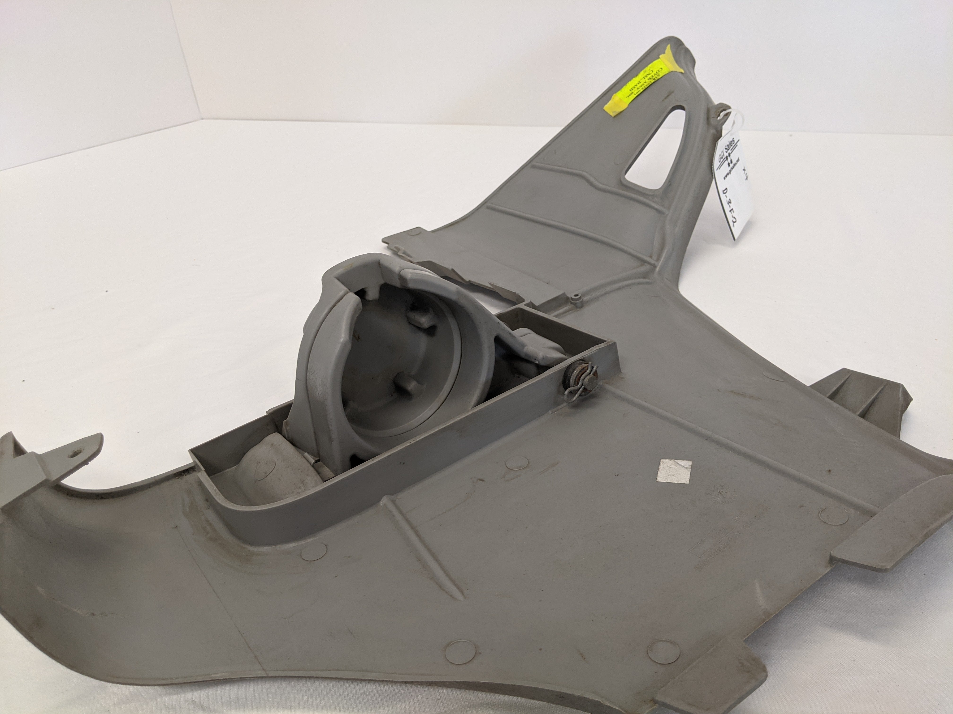 Used Freightliner Columbia RH Dash Console Cover Assembly - P/N A18-29822-001 (10096601334076)