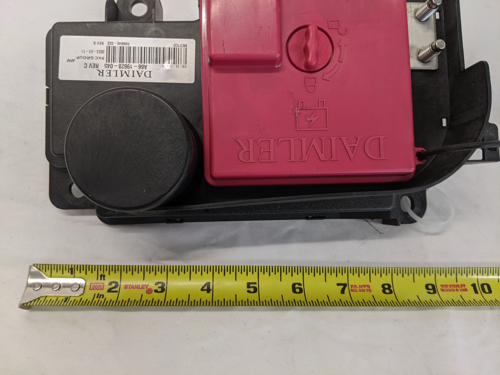 New Freightliner Daimler Battery Cable Access Power Module - P/N A66-19628-045 (10168289624380)