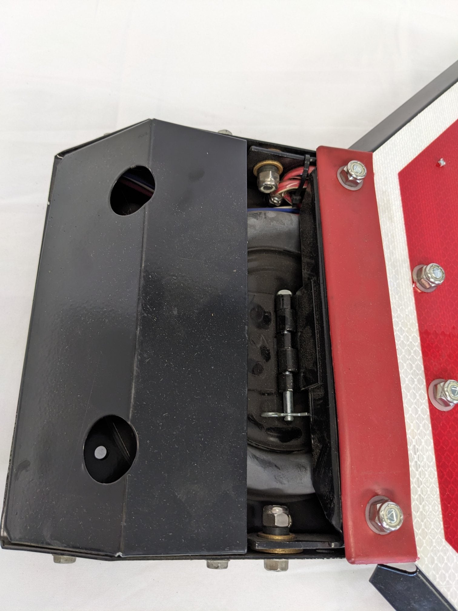 Specialty Manufacturing Inc. School Bus Air Stop Arm Assembly - P/N TBB 125953 (10090958586172)