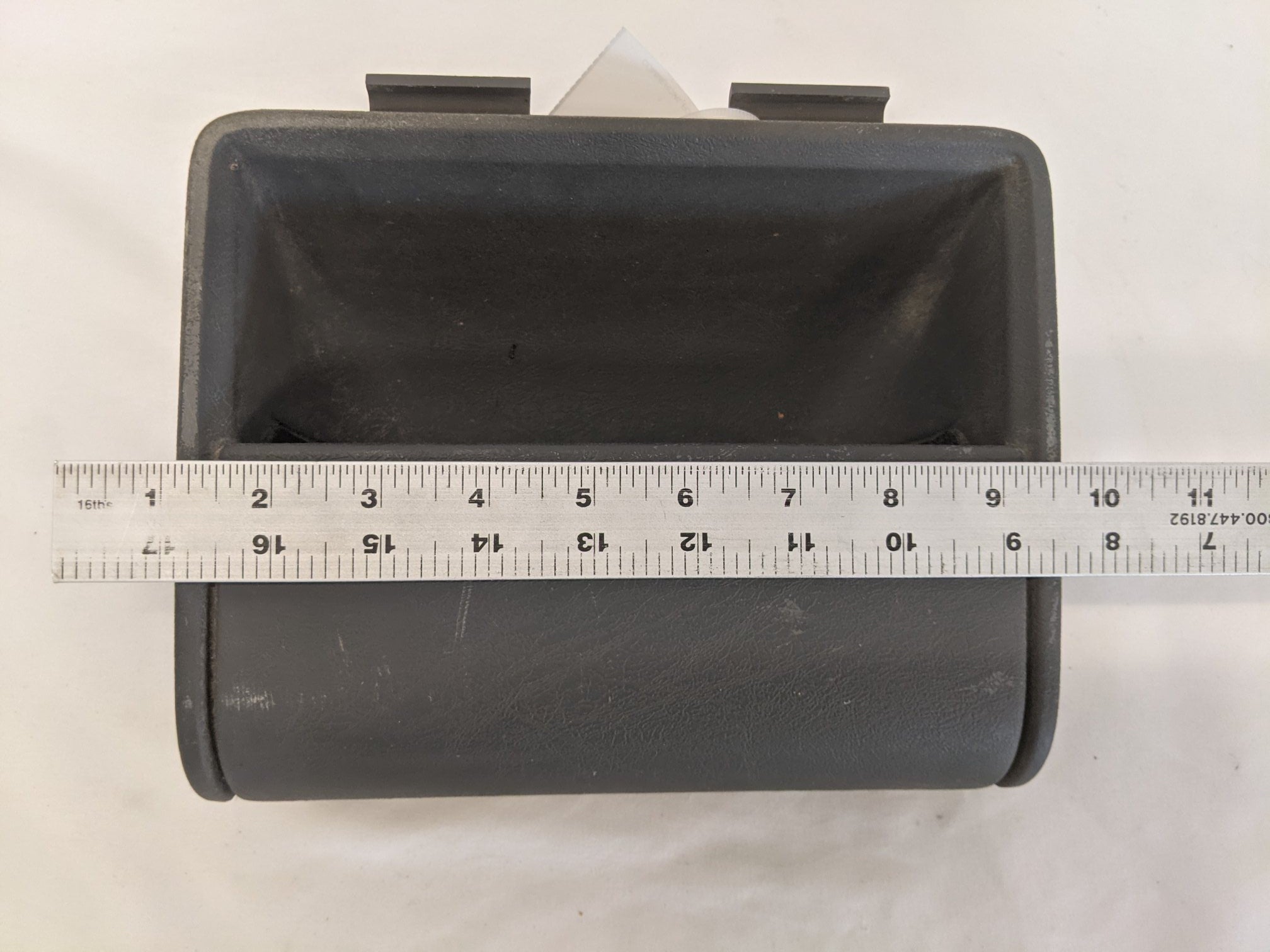 Used Freightliner Columbia Sun Glasses Pocket Insert - P/N 22-44405-000 (10175159337276)