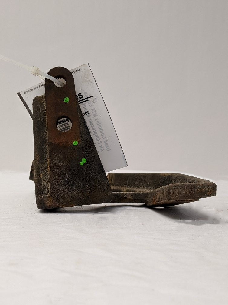 Used Cummins N14 Engine Air Compressor Mounting Bracket - P/N 01-21099-000