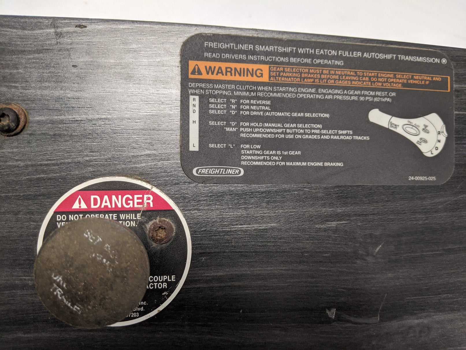 Freightliner Columbia Auxiliary Dash Instrument Panel 22-45867-010