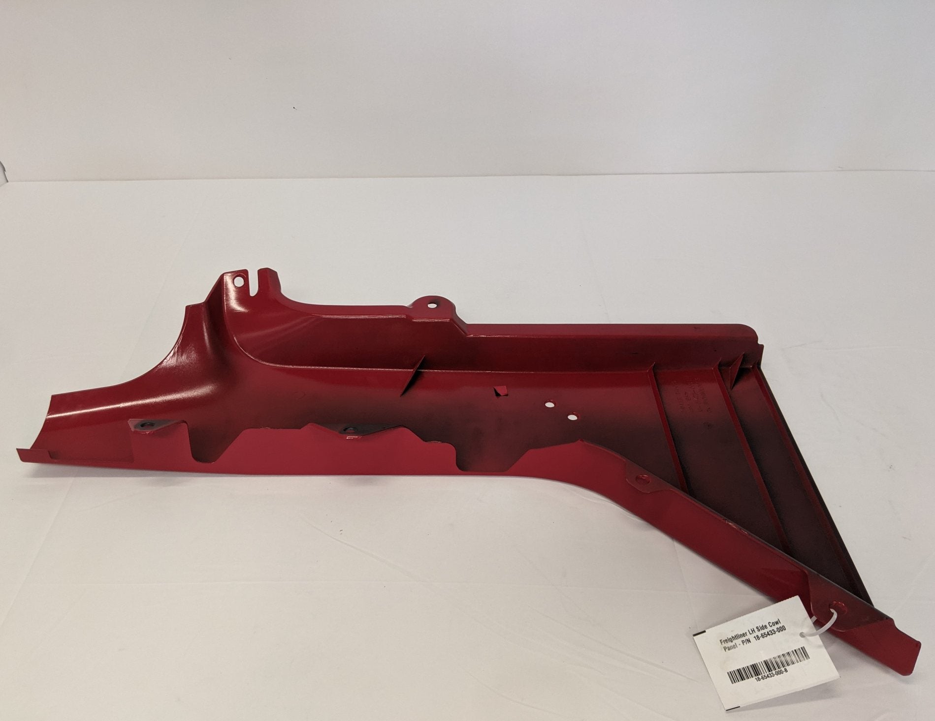 Freightliner LH Side Cowl Panel - P/N  18-65433-000 (6774807298134)